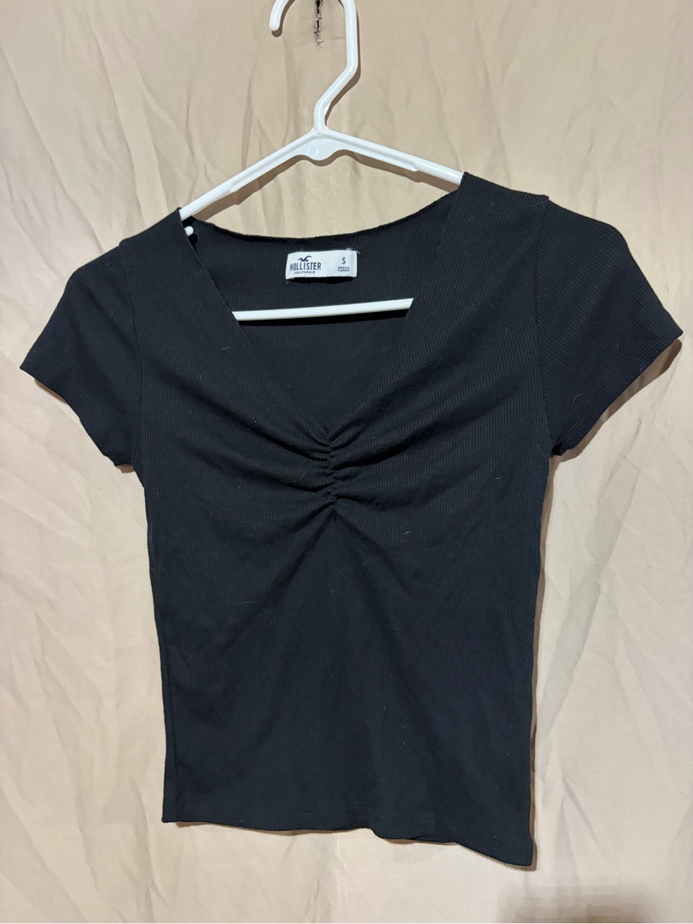 Hollister T-shirt